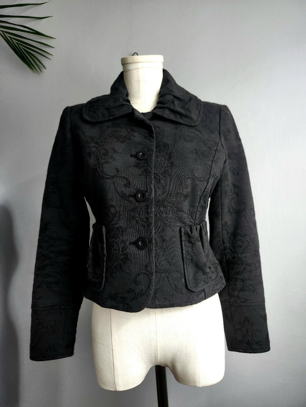 Vintage Y2K Black Brocade Cropped Jacket 2P Retro